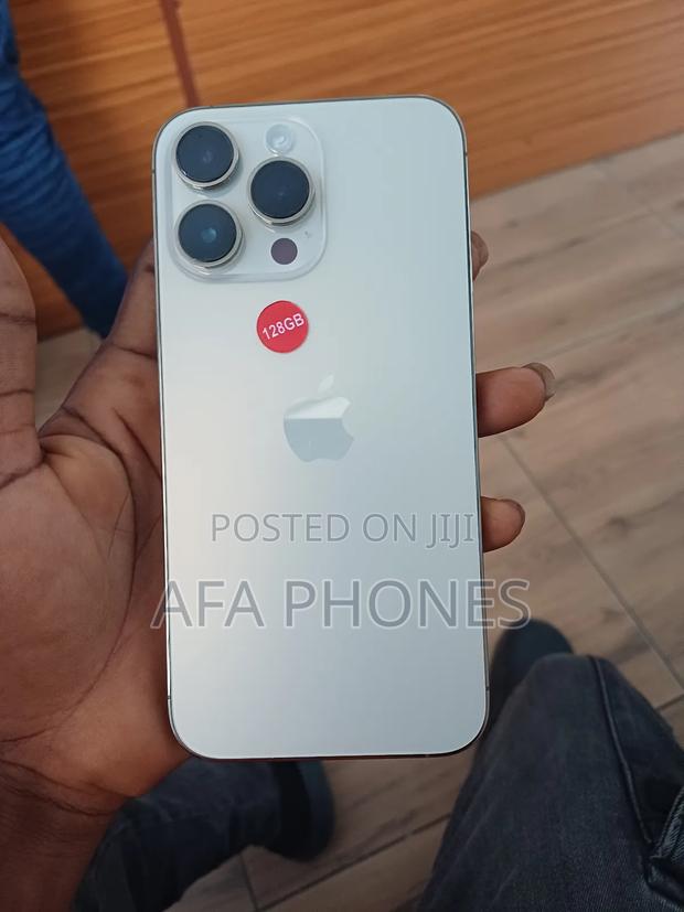 Apple iPhone 13 Pro Max 128 GB Silver photo 2