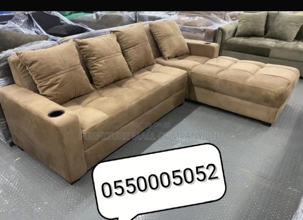 Chairmans Lovely Couch 🛋As Seen😍💯. Free Delivery · Photo 2