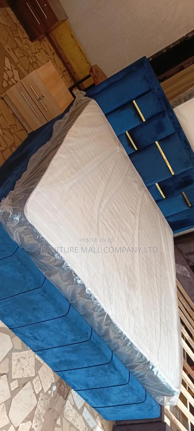 Sweet Canadian 72x75 Queen's Bed With Mattress😍💯 Free Delv · Photo 3
