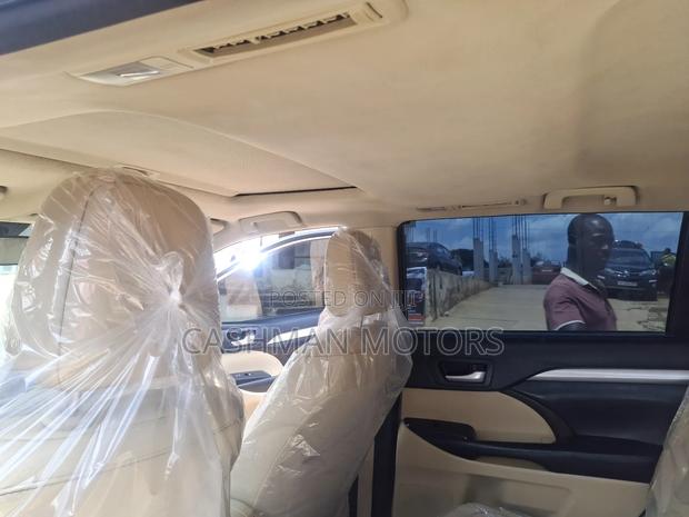 Toyota Highlander Hybrid XLE (3.5L 6cyl) 2017 Burgundy