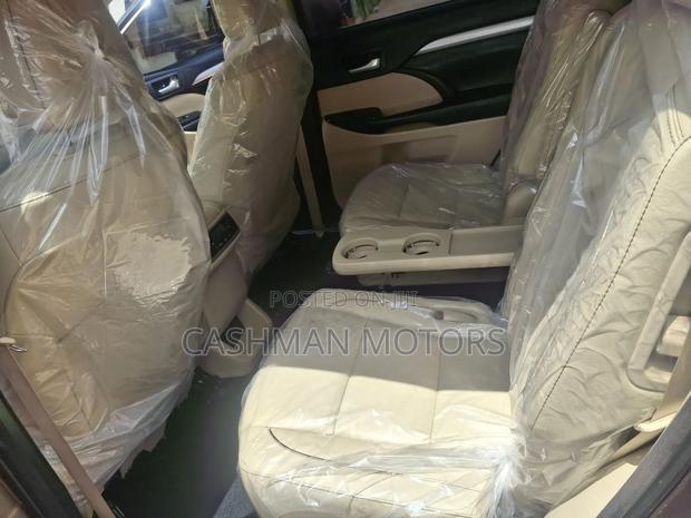 Toyota Highlander Hybrid XLE (3.5L 6cyl) 2017 Burgundy