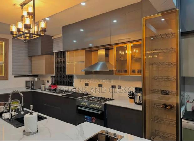 Luxury Kitchen Cabinent photo 2