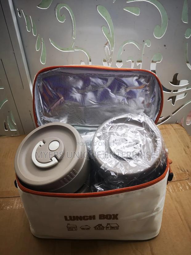 Lunch Box Set for Smart Storage and Hot Meals · Photo 2