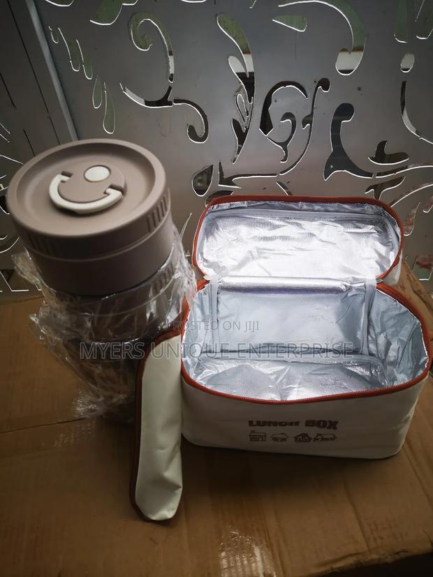 Heat Retaining Lunch Set With Superior Ability · Photo 2
