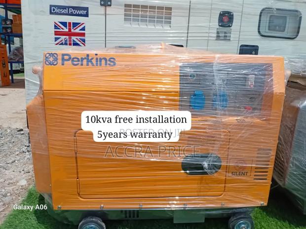 Tempest Force Perkins 10kva 13000watt Diesel Engine Perkins · Photo 2