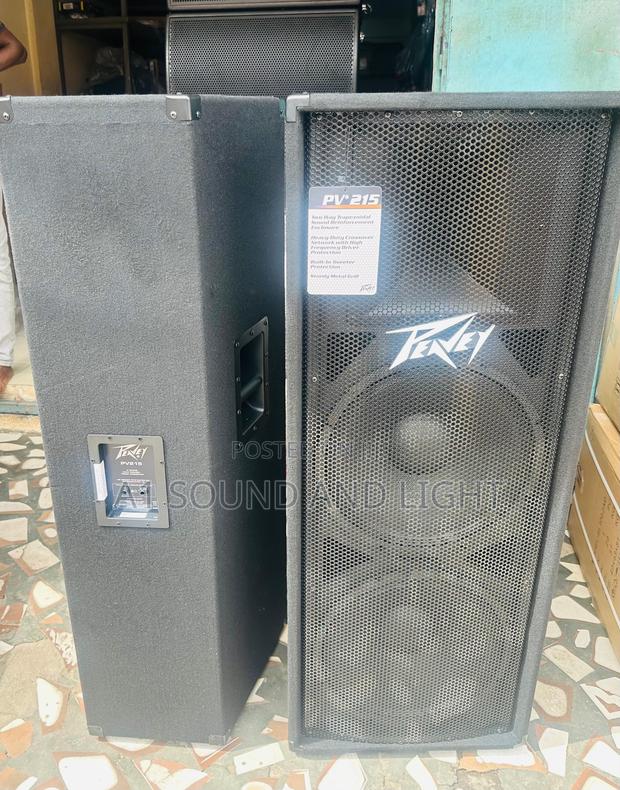 Peavey [Pv 215] Quasi 3-way Speaker - Pair · Photo 4
