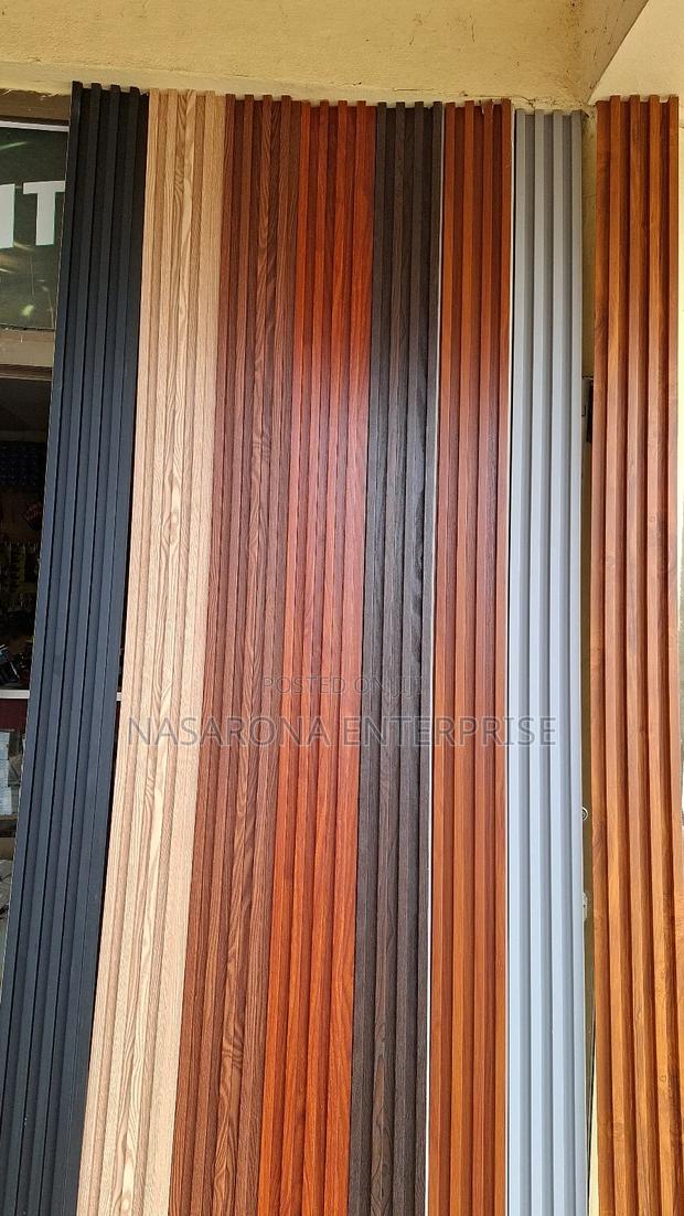 High Quality WPC Fluted Wall Pannels · Photo 2
