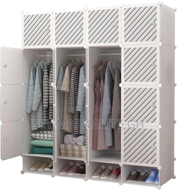 16 Cubes Plastic Wardrobe With Shoe Rack · Photo 3