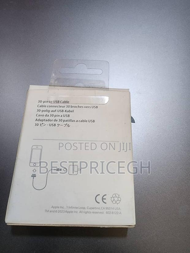 Apple 30-Pin to Usb Cable · Photo 4