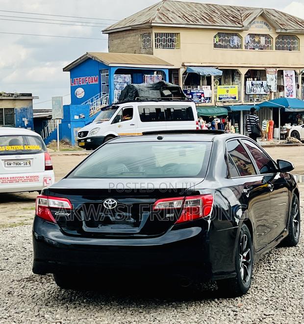 Toyota Camry SE 4dr Sedan (2.5L 4cyl 6A) 2013 Black