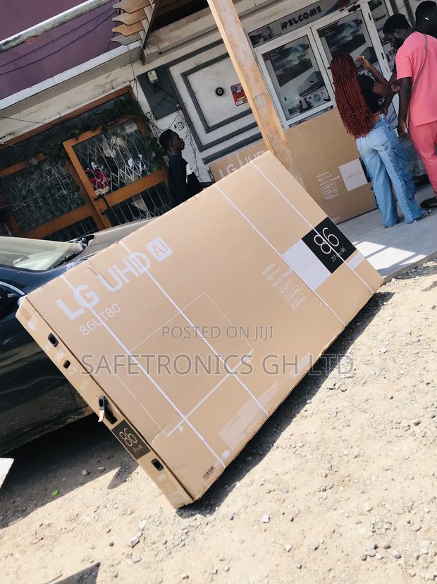 Premium 86 Inch Led Ut8000 Lg Uhd Ultra 2025 Tv · Photo 3