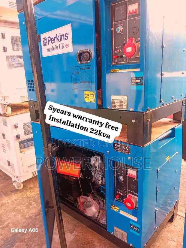 Executive Titan Amp 22kva Generator 22kva Diesel Perkins · Photo 2