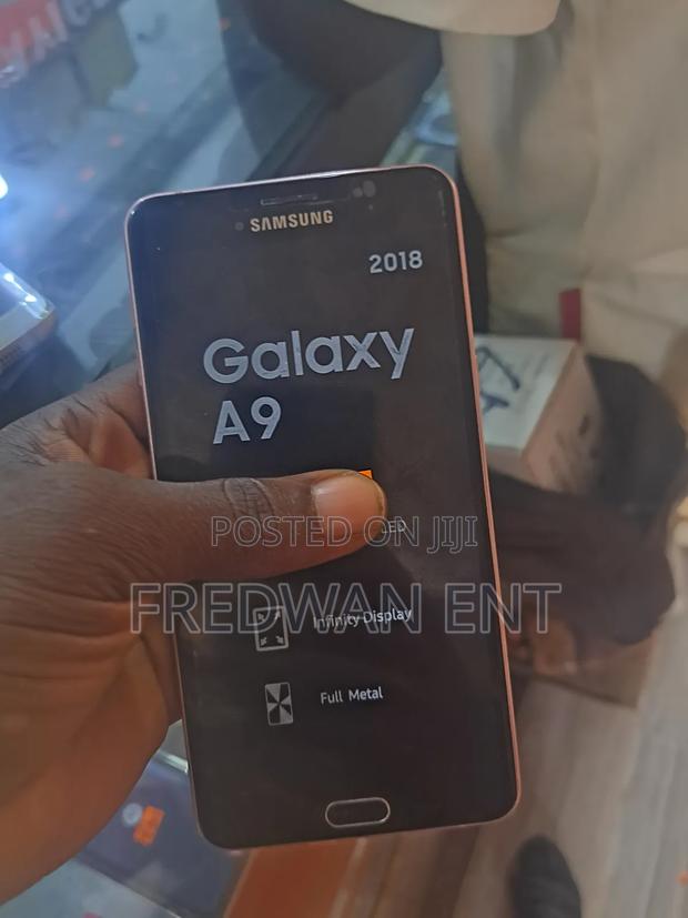 Samsung Galaxy A9 Pro 32 GB Gold photo 3