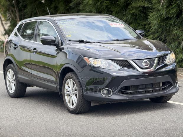 Nissan Qashqai 2018 Black