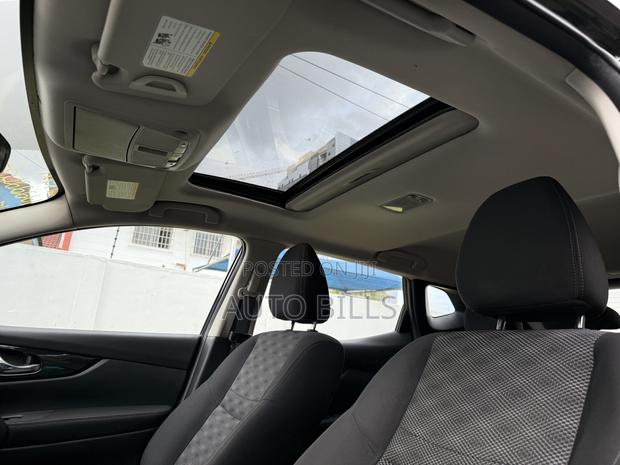 Nissan Qashqai 2018 Black