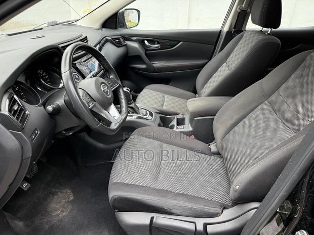 Nissan Qashqai 2018 Black
