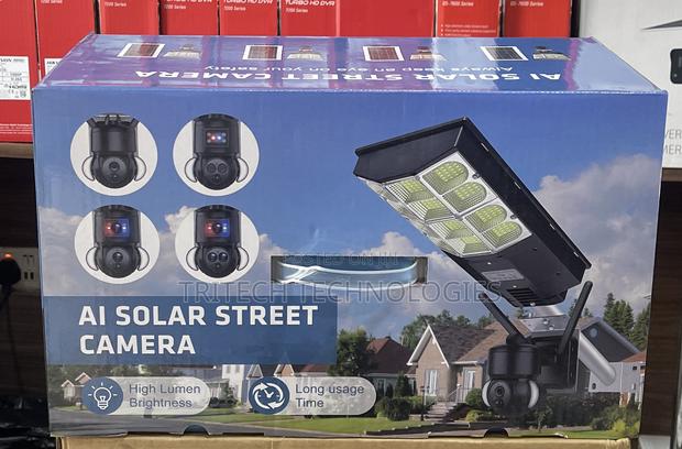 Hikview 4g Dual Lens Solar With Street Light Camera · Photo 3