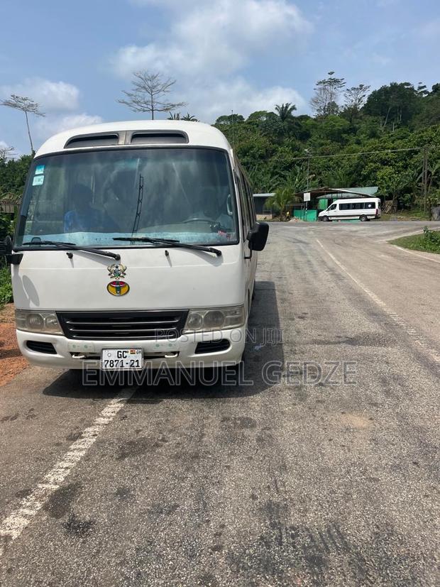 Coaster for Rent - 30 Seater · Photo 2