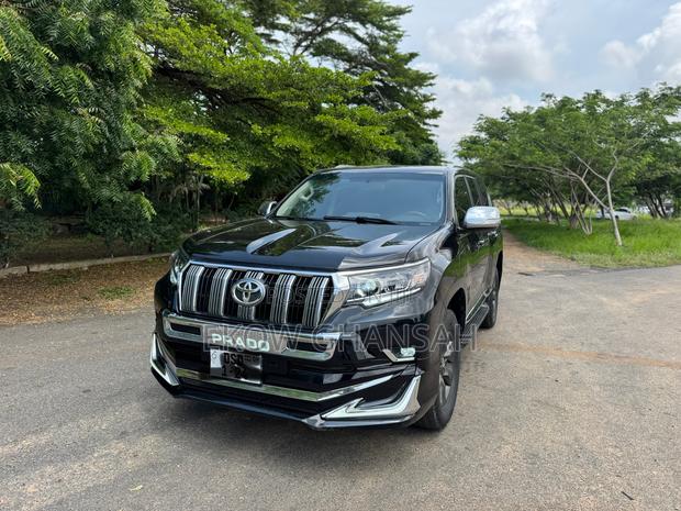 Toyota Land Cruiser Prado 2013 Black