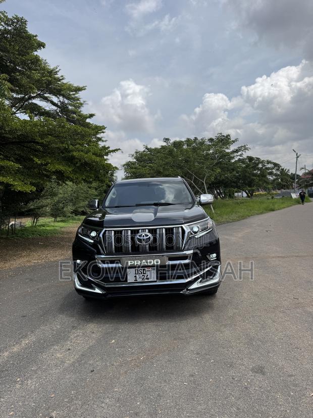 Toyota Land Cruiser Prado 2013 Black