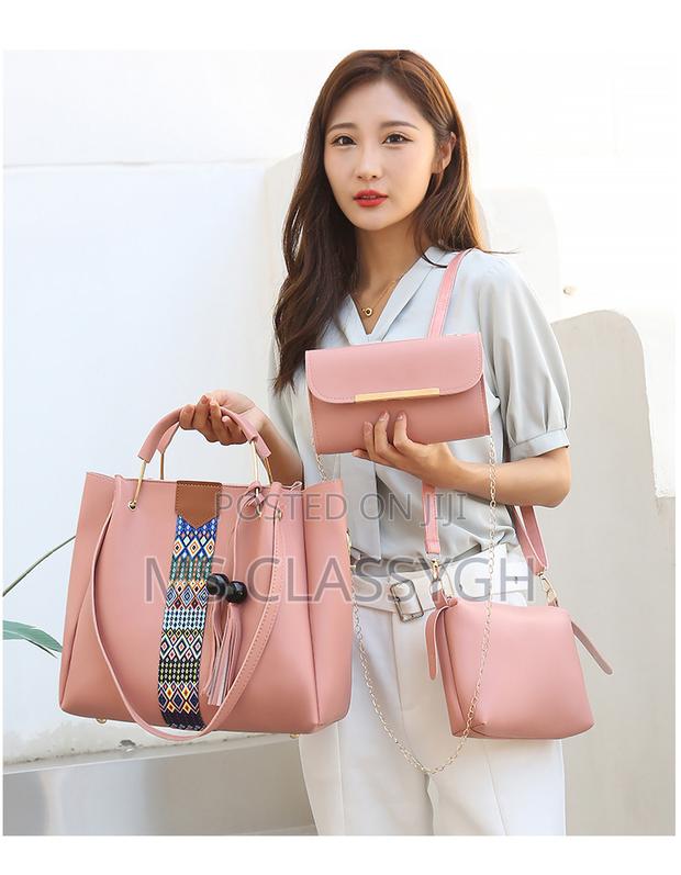 Three-Piece Set Large Crossbody Handbag Beads Tassel photo 2