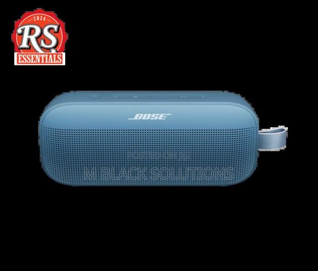 Bose Soundlink Flex Portable Speaker(Gen 2) · Photo 2