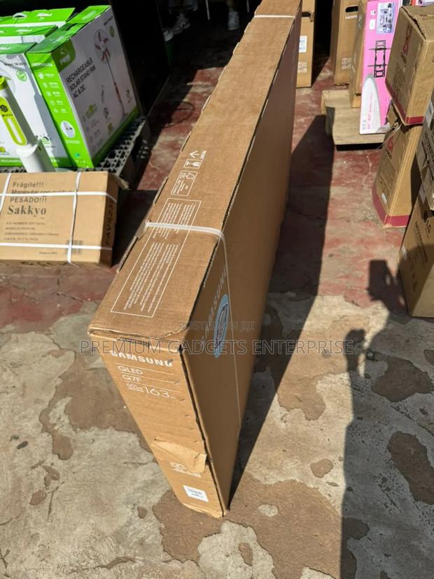 Samsung 65" 2025 Model 65q7f Qled Uhd Smart Q4 Ai Tv HDR · Photo 4