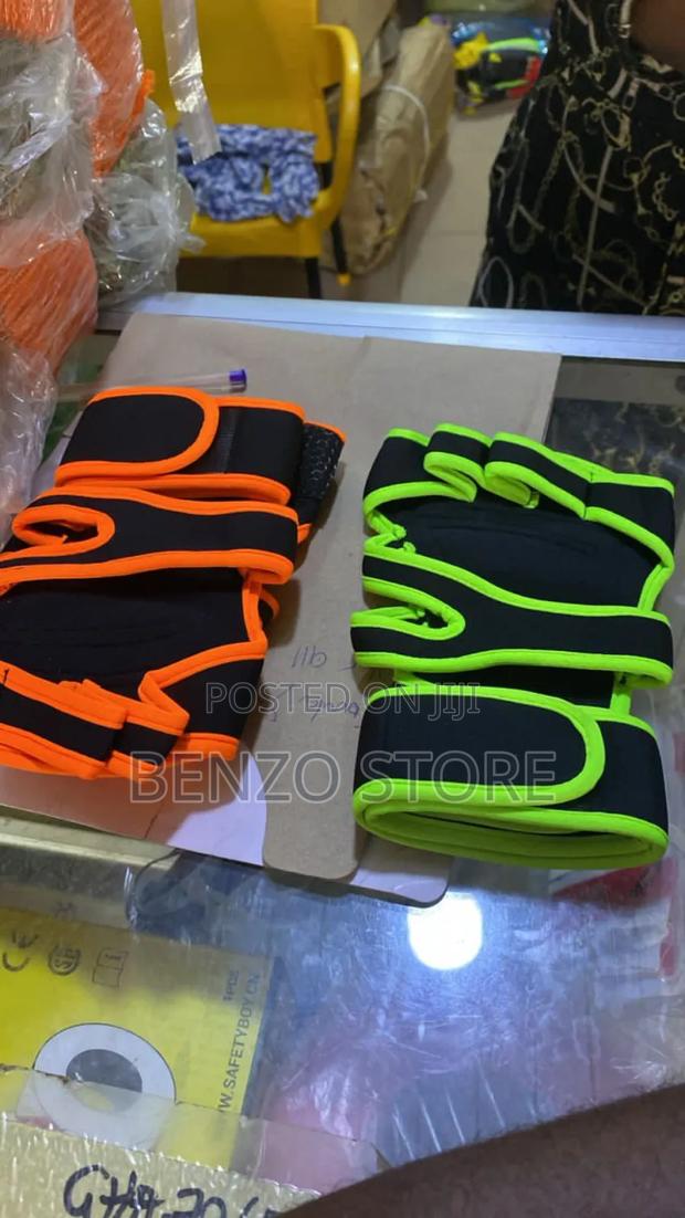 Quality Leather Hand Gloves For Gym Workout And Motor Riders · Photo 3