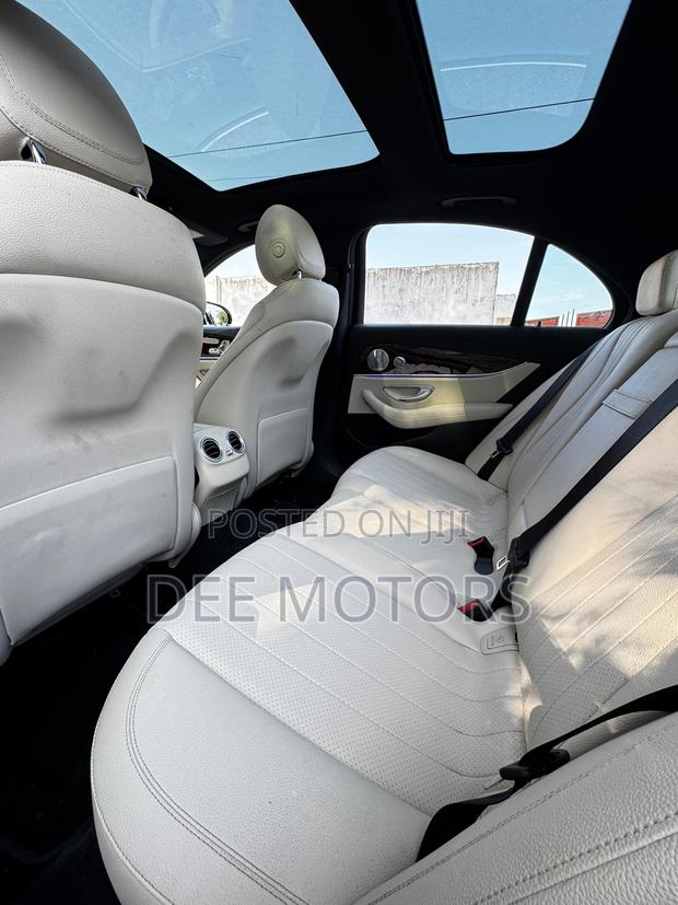 Mercedes-Benz E300 2019 White