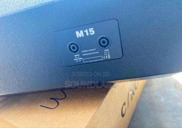 Electro-Voice (Ev) 15inches Passive Stage Monitors · Photo 4