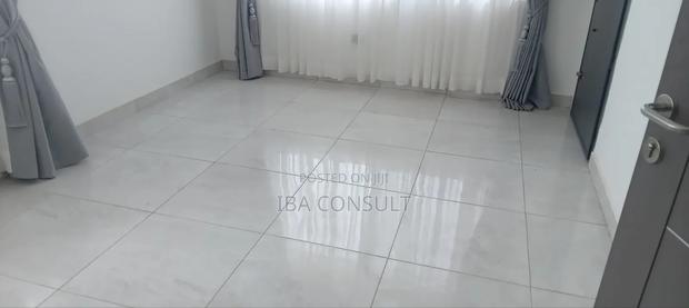 4bdrm House in Amrahia, Adenta for sale