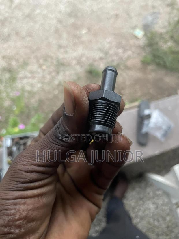 PCV Valve for Toyota Corolla and Matrix, Pontiac Vibe photo 2