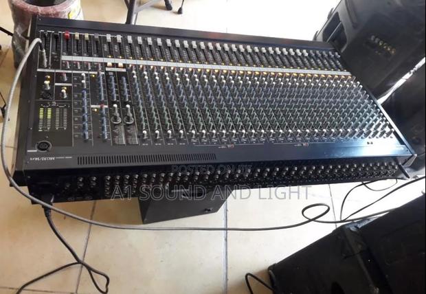 Yamaha 32 Channels Analog Mixer [Mg32/14fx] · Photo 4