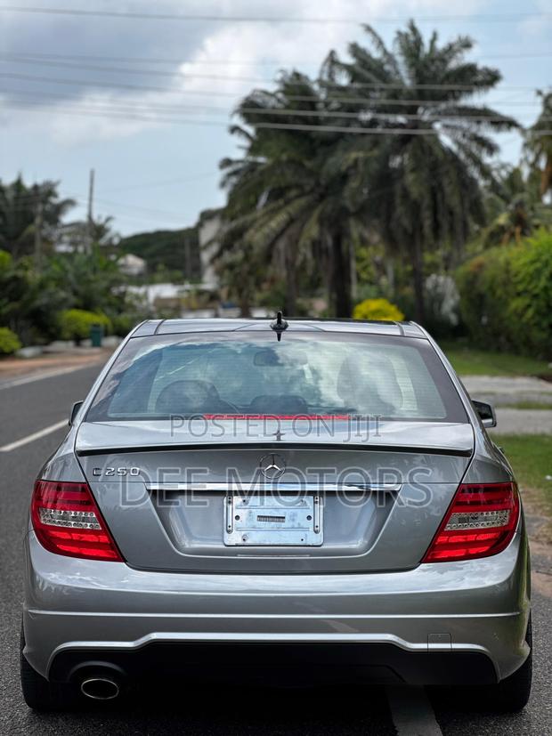 Mercedes-Benz C250 2014 Gray