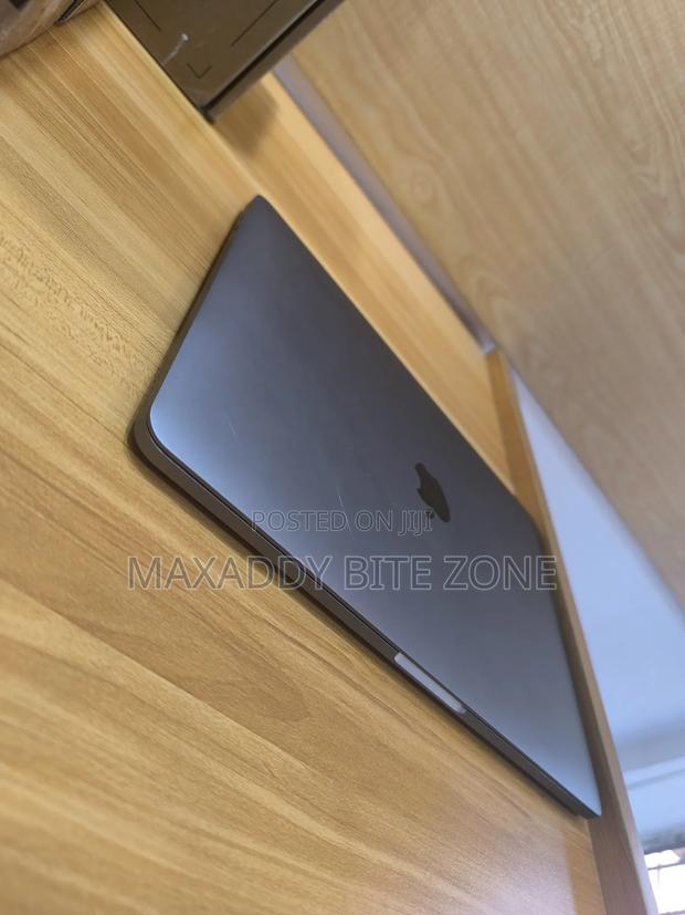 Laptop Apple MacBook Pro 2019 8GB Intel Core i5 SSD 500GB
