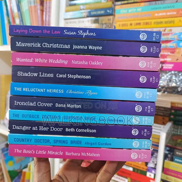 Mills And Boon Romantic Novels · Photo 4