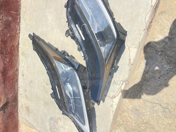 Lexus Rx 350 Headlight 2022 Charger Type