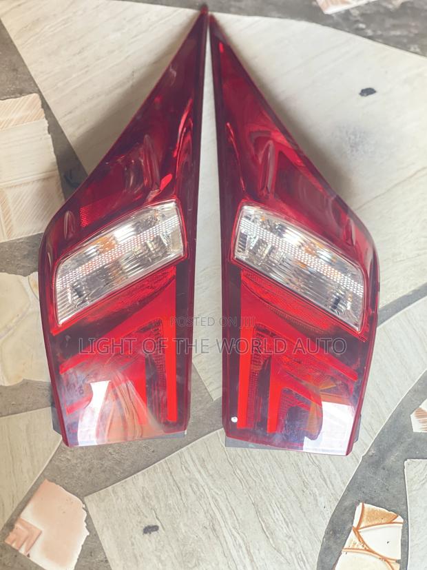 Lexus Is 250 Taillight 2016 Led