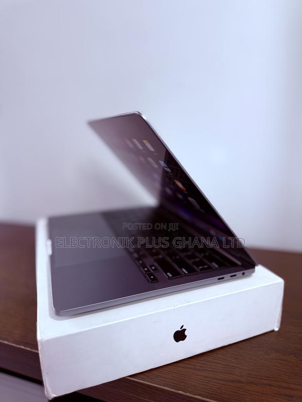 Laptop Apple MacBook Pro 2020 16GB Intel Core i7 SSD 1T photo 4