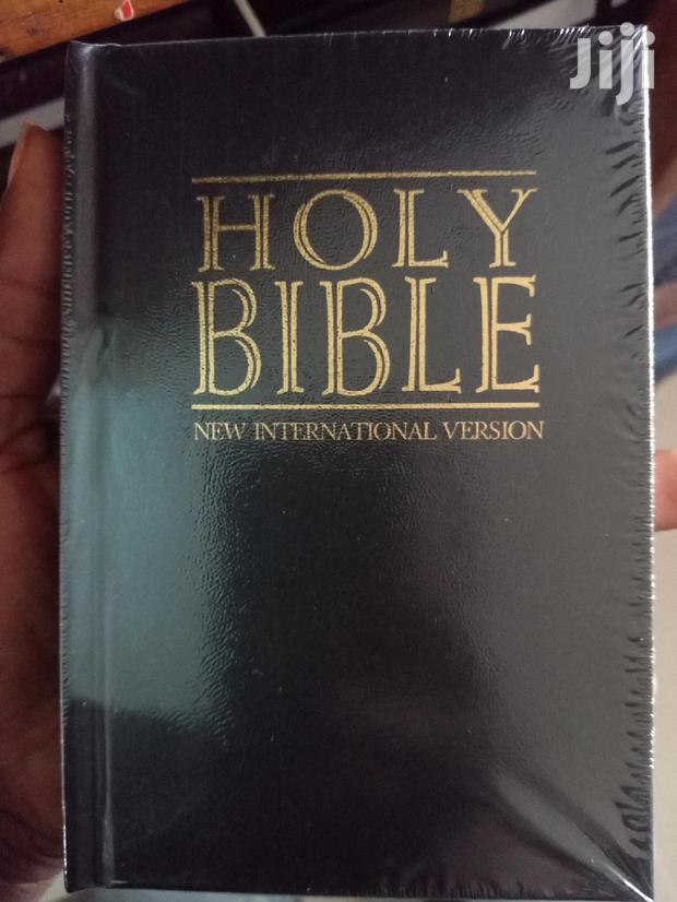 Holy Bible Niv Pocket Size · Photo 1