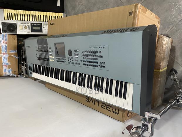 Yamaha Motif Xs8 · Photo 3
