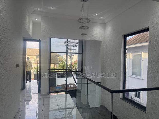5bdrm Mansion in Green, East Legon for sale photo 13