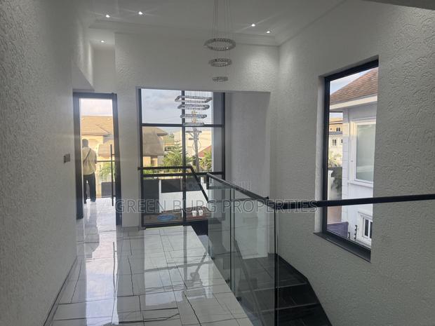 5bdrm Mansion in Green, East Legon for sale photo 16