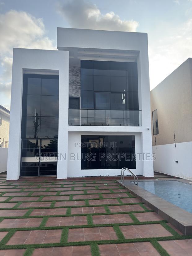 5bdrm Mansion in Green, East Legon for sale photo 3