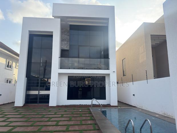 5bdrm Mansion in Green, East Legon for sale photo 5