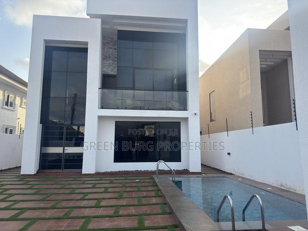5bdrm Mansion in Green, East Legon for sale photo 2