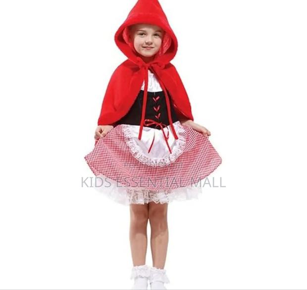 Little Red Riding Hood Book Costume · Photo 2