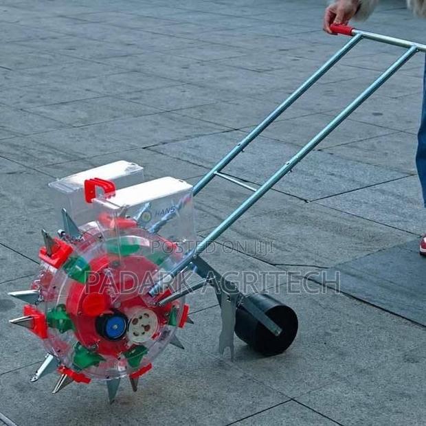 Plant Fertilize in One Step · Photo 2
