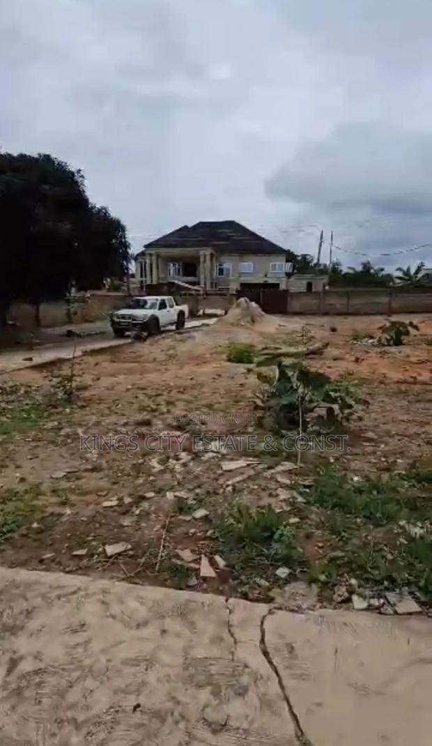 Genuine 2 Plots With 3 Bedroom House for Sale. photo 2