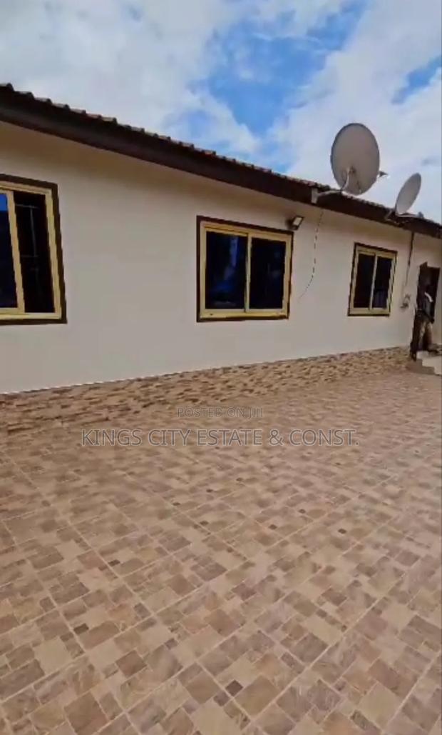 Genuine 2 Plots With 3 Bedroom House for Sale. photo 6